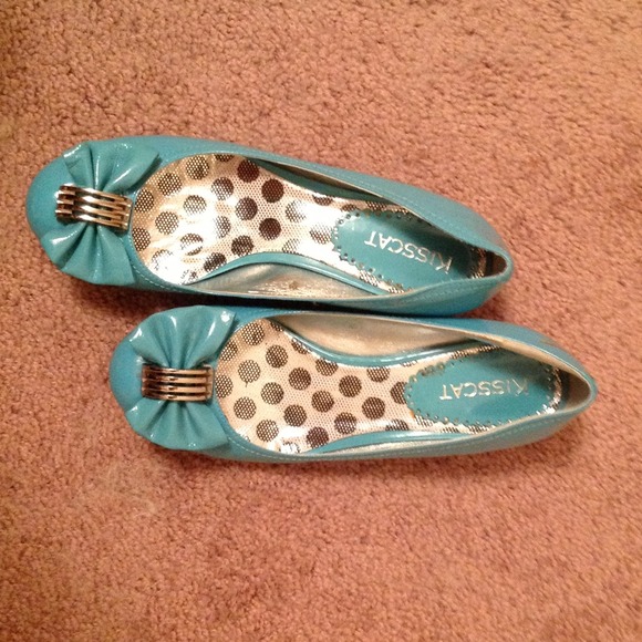 KissCat light blue low wedge shoes size 6 - Picture 1 of 2