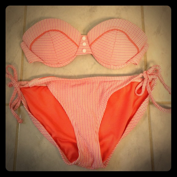Bathing suit