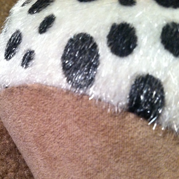Black and white polka dot with tan suede heels - Picture 3 of 3