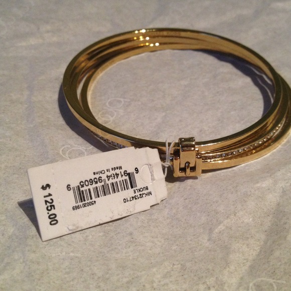 ❗❗sold❗❗Michael Kors Triple Buckle Bangle Bracelet - Picture 3 of 4