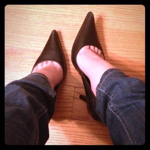 Steve Madden Black Pumps!!