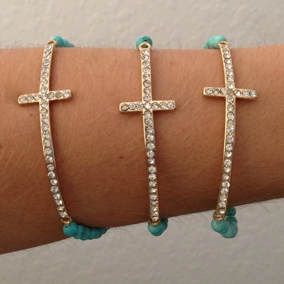 💗Armcandy Bracelets Cross💗