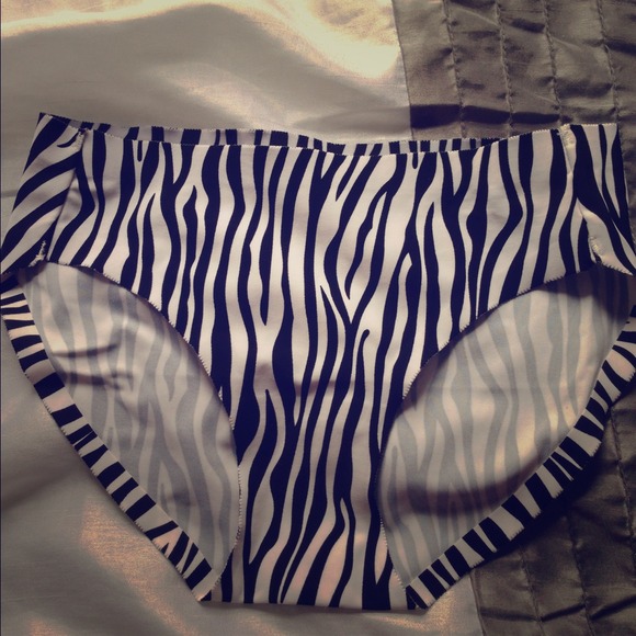 Xs no line underwear Brand new