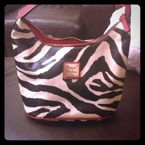Dooney small size handbag in very good condition
