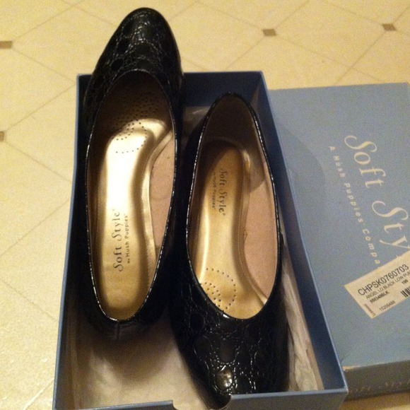 Black flats