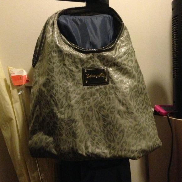 Betseyville gray leopard slouchy bag