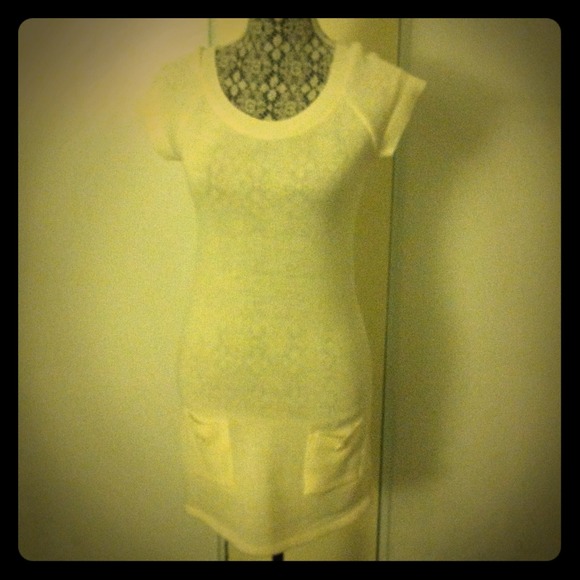 White Knitted dress with pockets