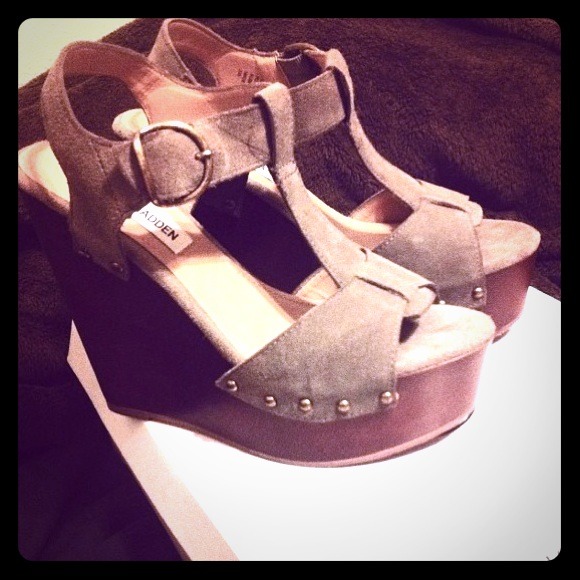 Steve Madden Shoes - Steve Madden Wyliee Wedge..