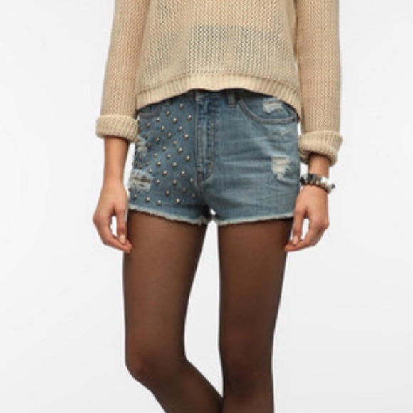 High Rise Cheeky Shorts - Picture 2 of 3