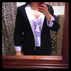 Gorgeous lavender/black suit!