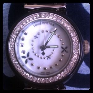 Such a cutie!Authentic LV watch w beautiful stones