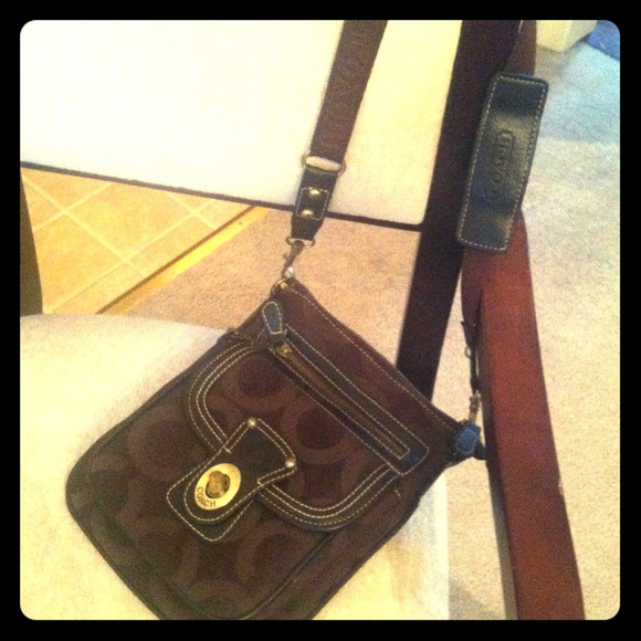 Couch purse