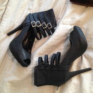 🚫Hold for @angelmaria🚫