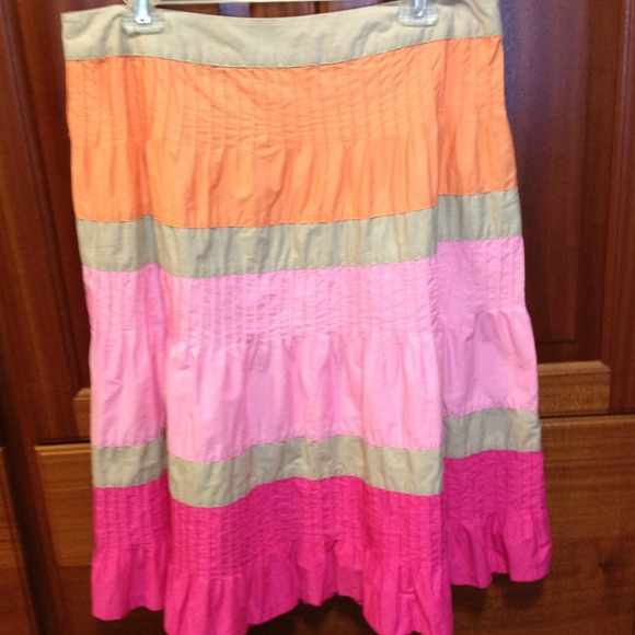 ❤SOLD❤Perfect Sunny Leigh skirt size 10 - Picture 1 of 2