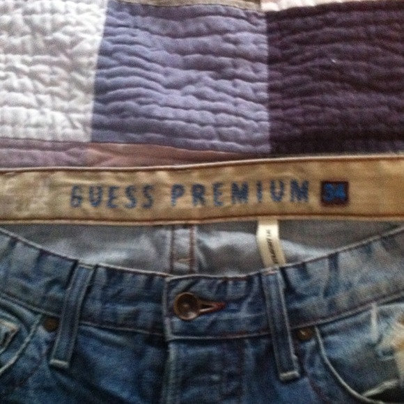 Men's Guess Jeans - Picture 3 of 3