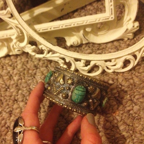 Jewelry - Reserved for @ginanicmac