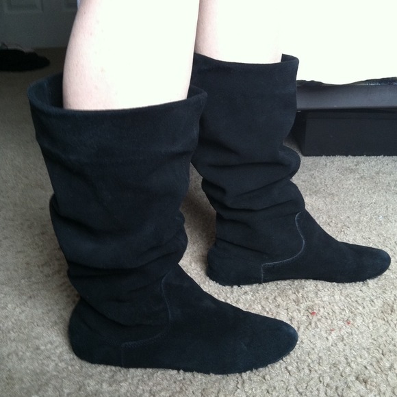 Penny loves Kenny black suede scrunch boots size 7