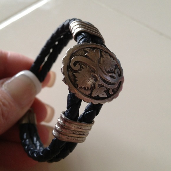 Bracelet - Picture 2 of 3