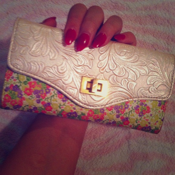 Kimchi Blue Floral Wallet