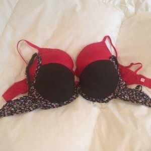 Bundle! Victoria's Secret bras