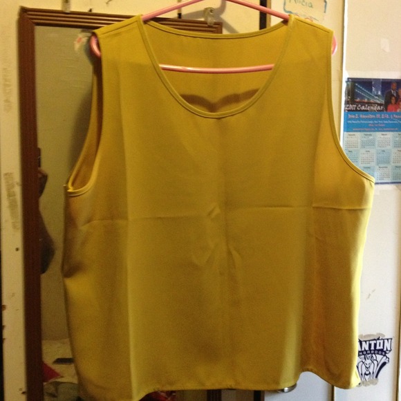 Mustard skirt suit - Picture 2 of 3