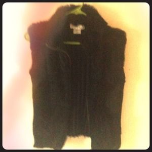 Black rabbit fur sweater vest