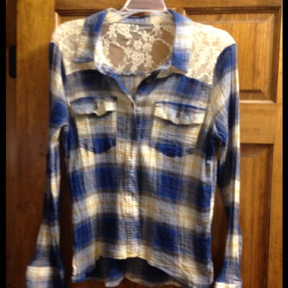 ❗SOLD ❗Plaid Top ✨