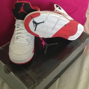 Jordan fire reds ! 🔥🔥🔥🎉