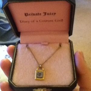 💚REDUCED💚Authentic! Juicy couture lock necklace!