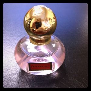Small coach poppy perfume