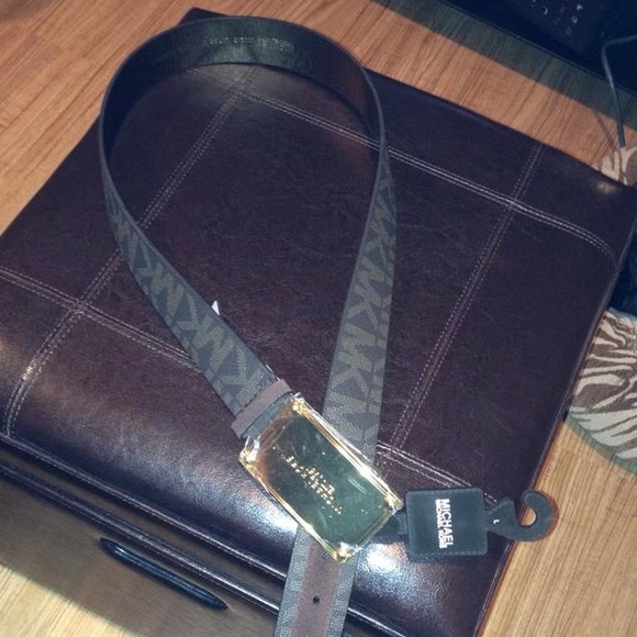 Michael Kors Belt - Picture 2 of 3