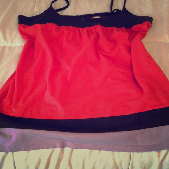 Gap tank top *****SOLD**** - Picture 1 of 3