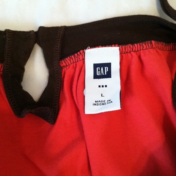 Gap tank top *****SOLD**** - Picture 2 of 3