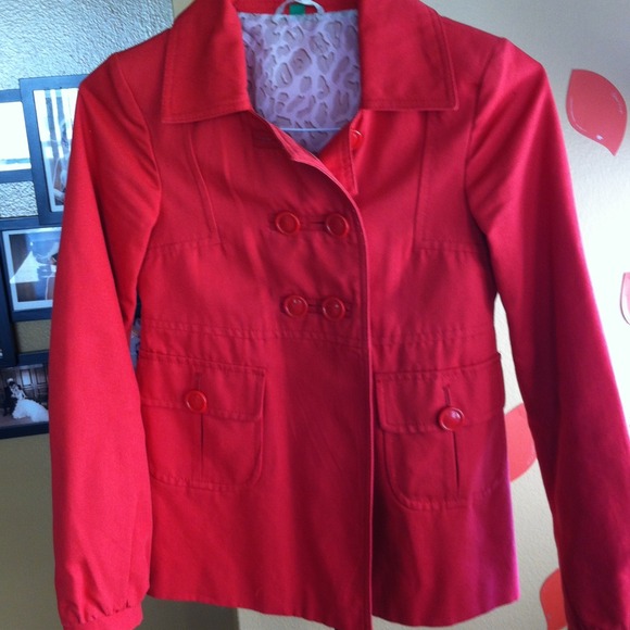 🎉SaLE🎉Cutest United Colors of Benetton jacket! - Picture 3 of 4