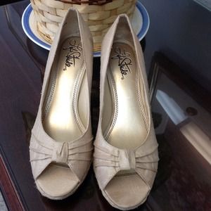 Life Stride wedges worn once