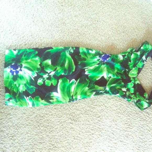 Maggie London sexy floral cocktail dress