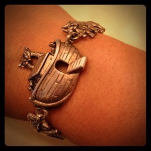 Vintage Silver Tone Animal Bracelet 7" inch