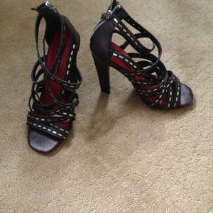 Charles Jordan sandal size 7