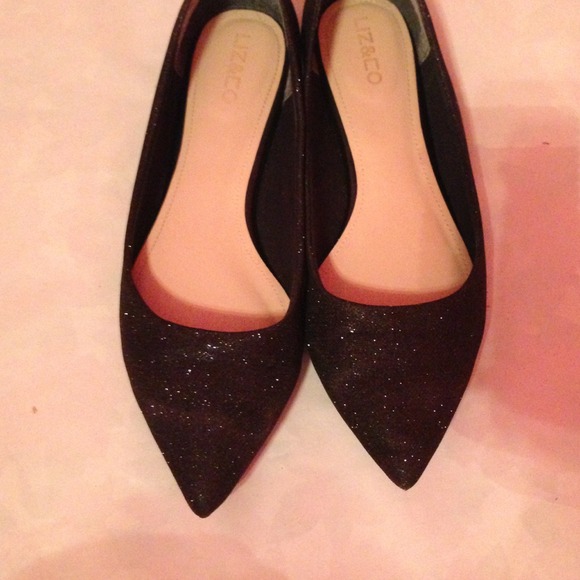 🔴SOLD🔴Sparkly black pointy toe flats - Picture 3 of 3