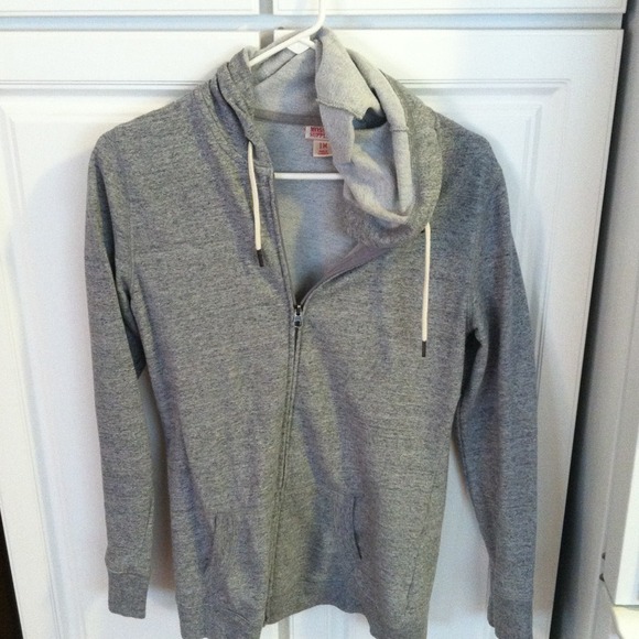 SOLD!!!!!  Long grey hoodie