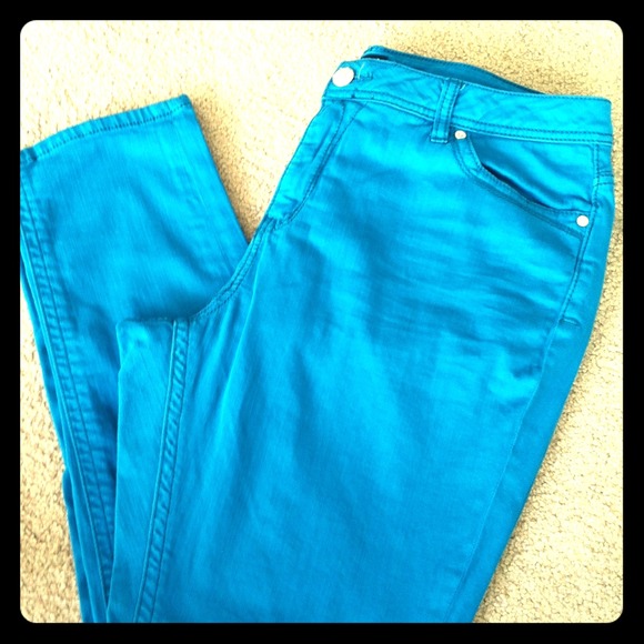 <3 Bundle<3 Skinny jeans/ skull pj