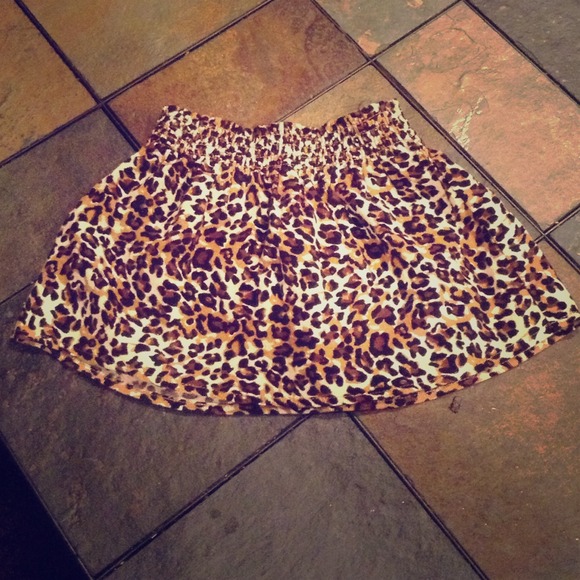 ❌SOLS❌Cheetah print cord skirt