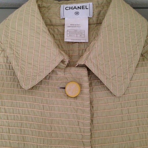 🚫On Hold🚫Auth. Chanel Sweater