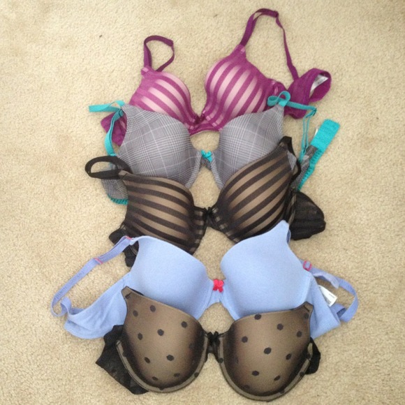 5 Maidenform bras 34D