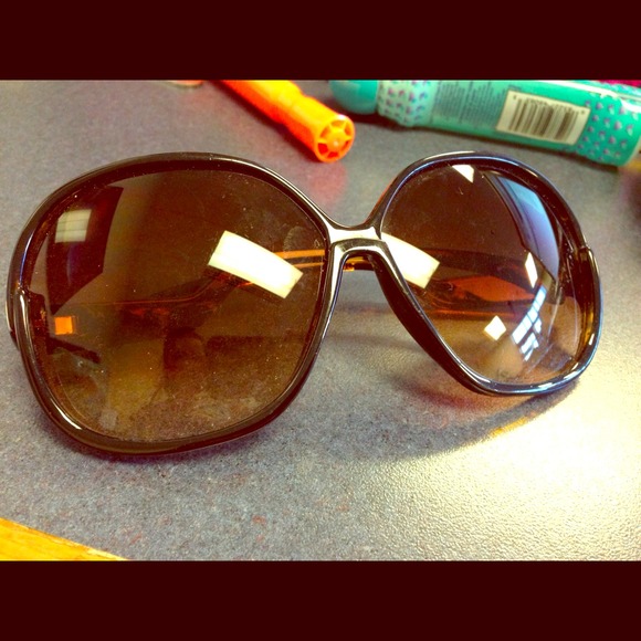 ❌SOLD❌ Sunglasses
