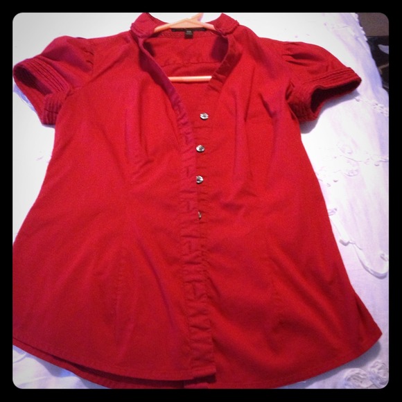 Red Express Design Studio Top - Picture 1 of 1