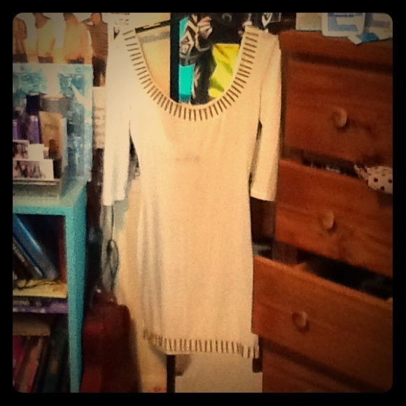 White bodycon BLQ.MKT dress