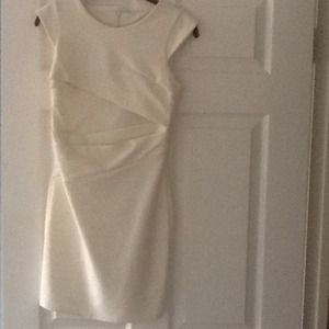 TOPSHOP dress. Ivory. US(4)