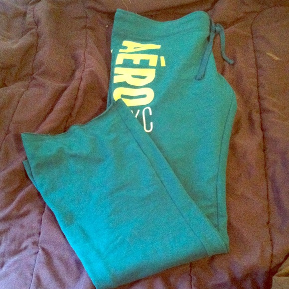 Aero sweats