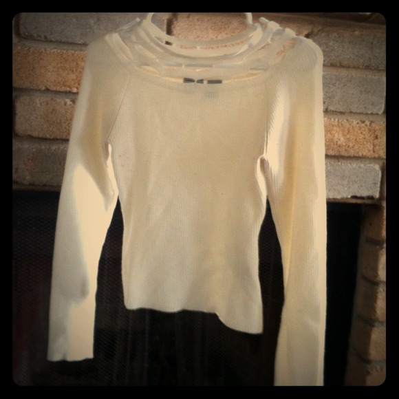 Rave stretch sweater and Clinique bag bundle